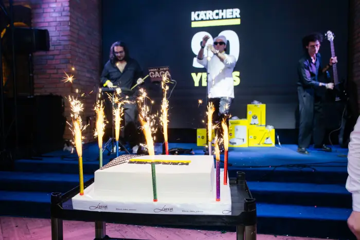 Karcher şirkəti üçün korporativ, şirkətin 90 illiyi münasibətilə